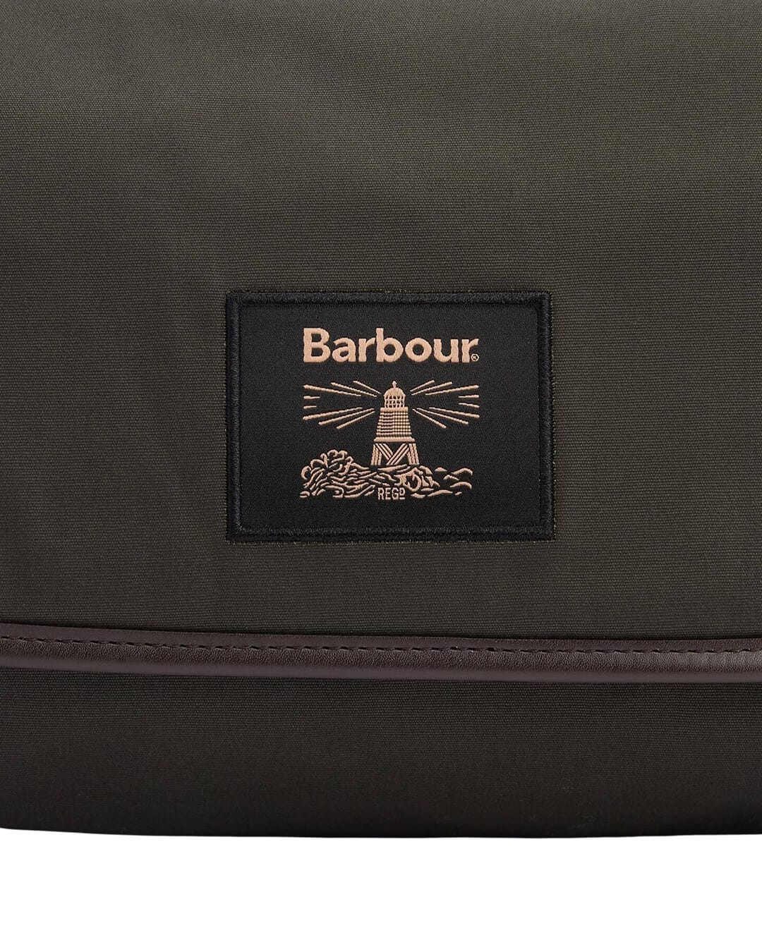 Barbour Bags ONE Barbour Olive Wax Hanging Washbag Ol51 Olive Beacon