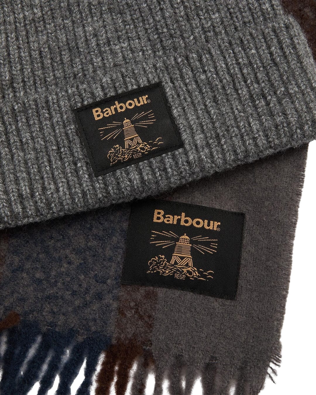 Barbour Gift Boxes ONE Barbour WESTERDALE BEANIE & SCARF SET TN38 MIDNIGHT OAK