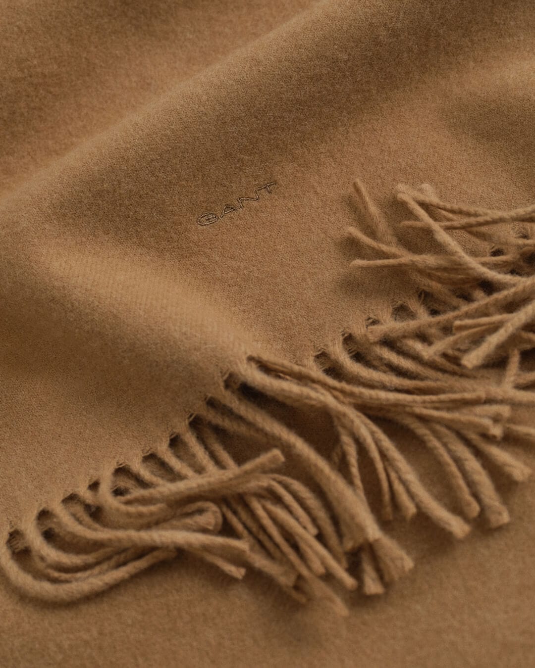 Gant Scarves ONE Gant UNISEX. WOOL SCARF G213 WARM KHAKI