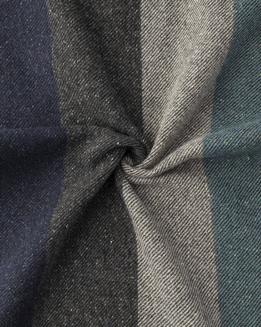 Hackett Scarves One Size FRISBY STRIPE SCARF H551 BLUE