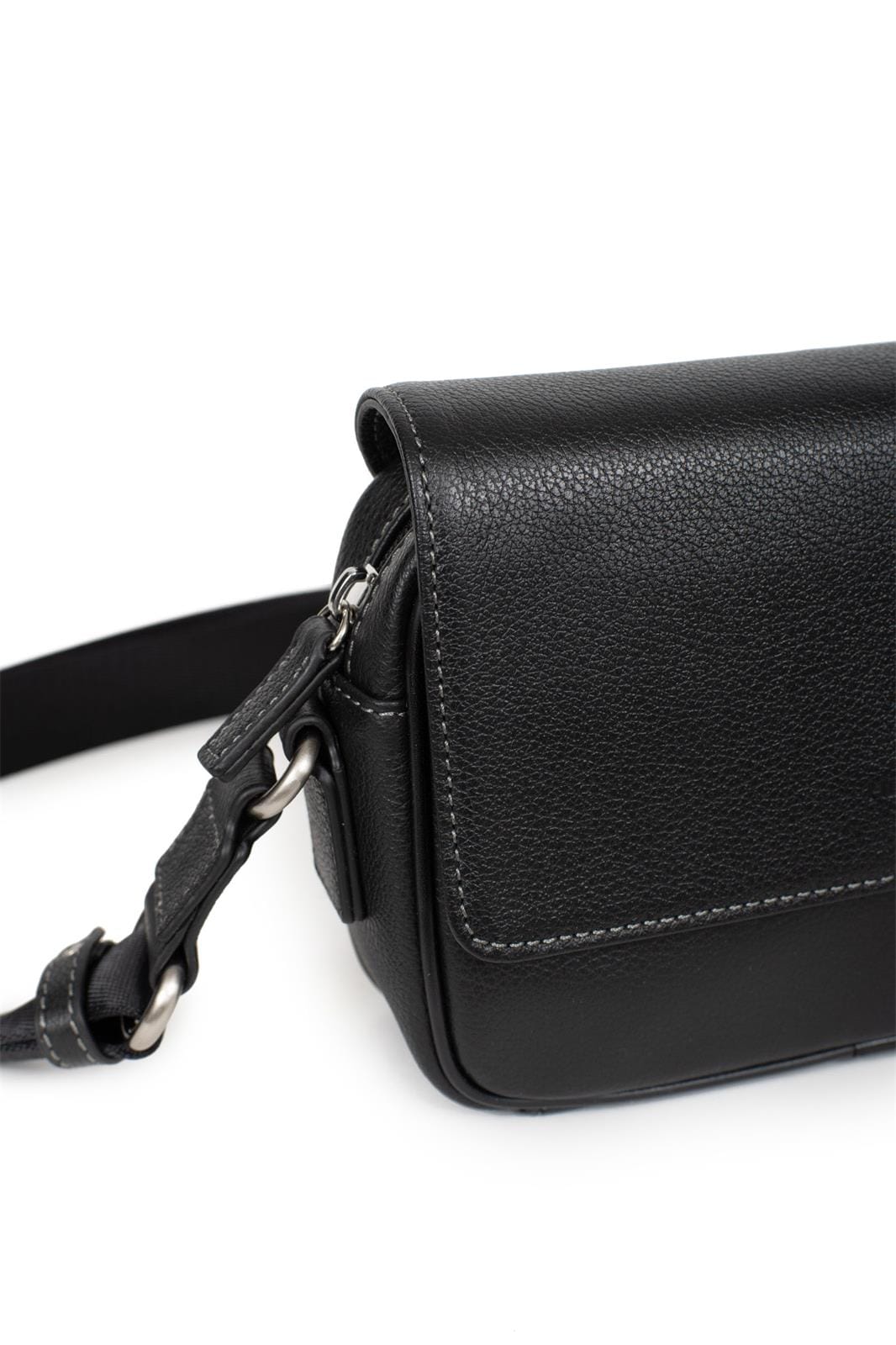Hexagona Bags ONE Hexagona Black Leather Backpack