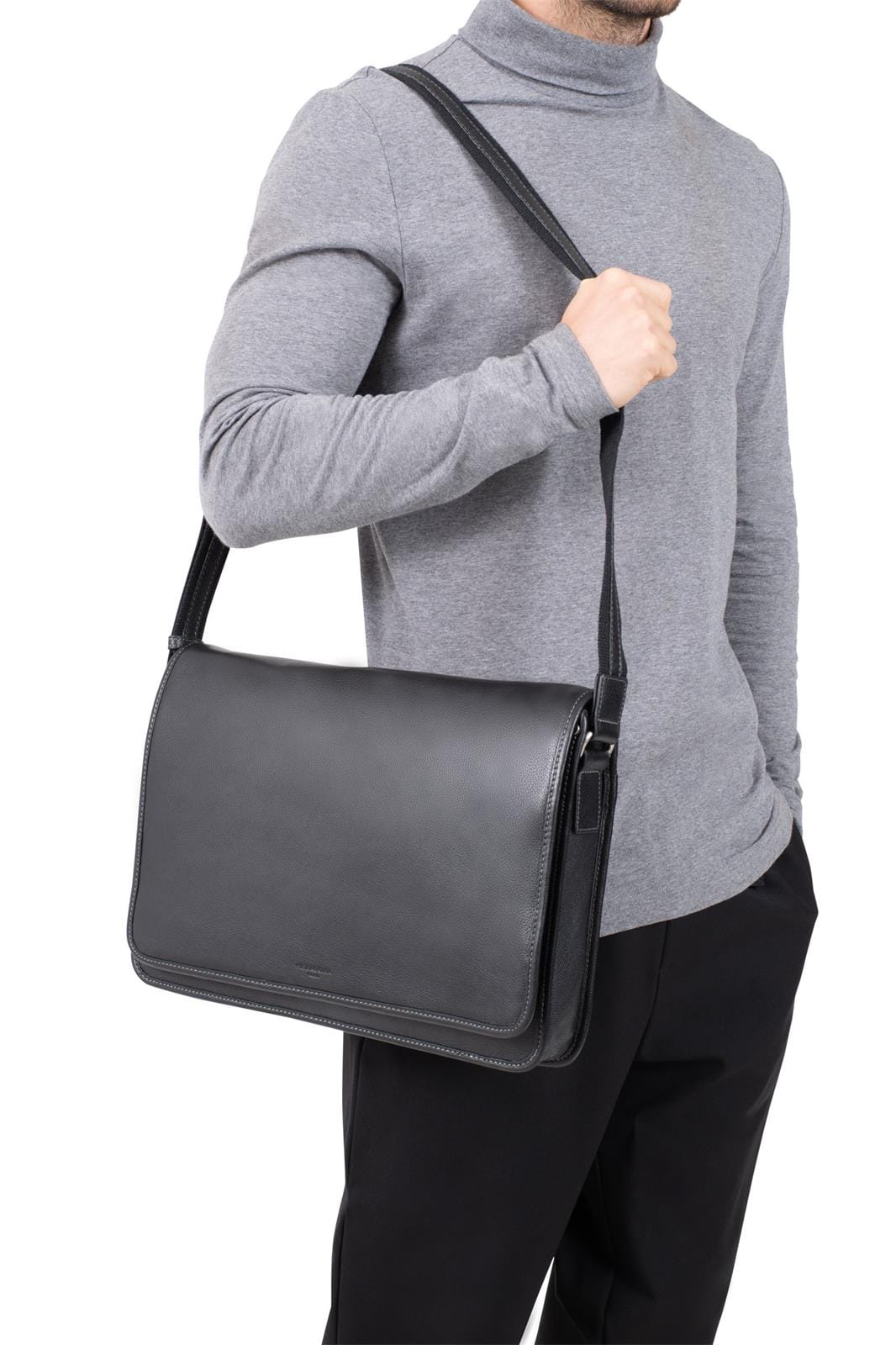 Hexagona Bags ONE Hexagona Black Leather Satchel