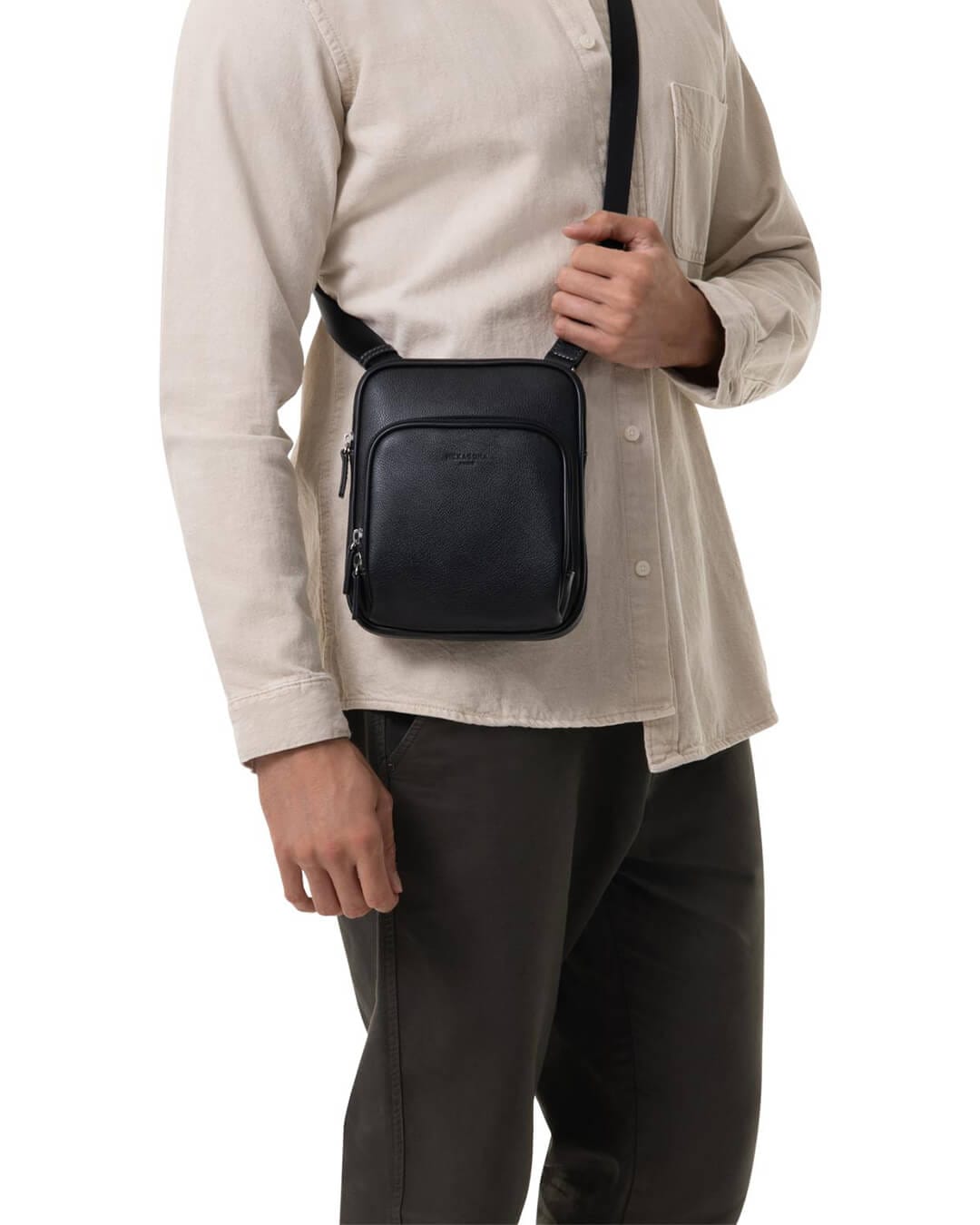 Hexagona Bags ONE Hexagona Black Messenger Bag