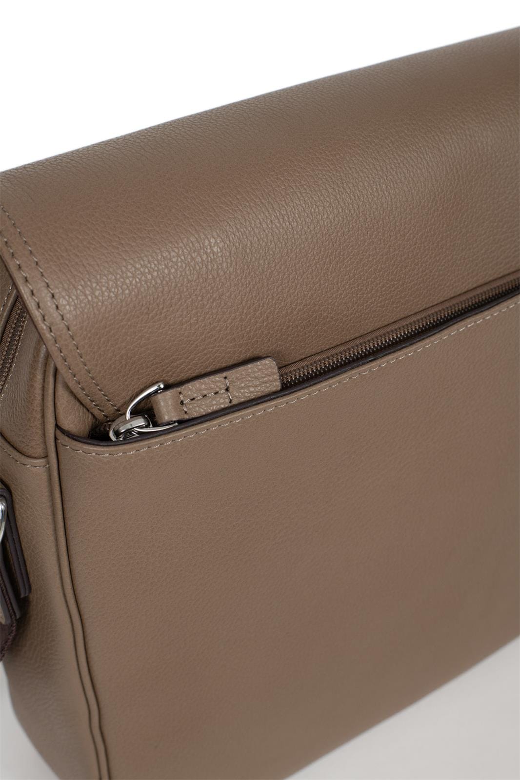 Hexagona Bags ONE Hexagona Taupe Leather Satchel